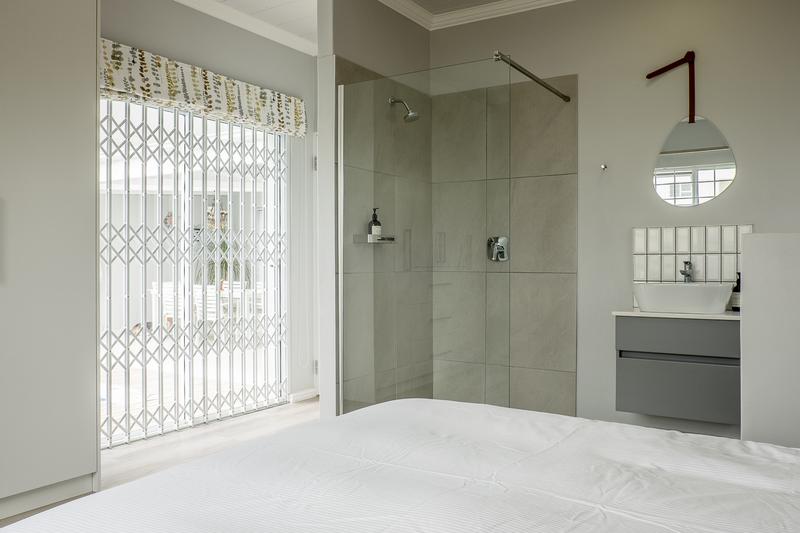 3 Bedroom Property for Sale in Britannia Bay Western Cape